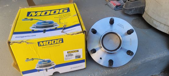 Moog 515054 GM wheel hubs