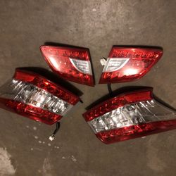 Nissan Sentra Tail lights