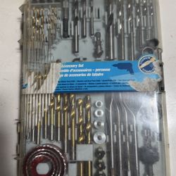 70 Piece Drill Bit Set