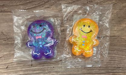Gingerbread Squishy 💜🧡