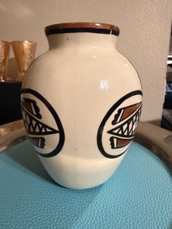 Contemporary Zuni Hand Painted Ceramic Vase, Native American Art Pottery, Signed T.L. 2023
