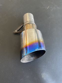 Exhaust tip