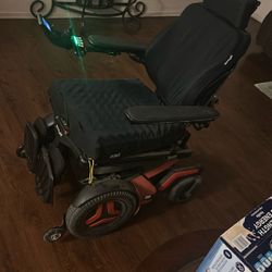 Electric Wheelchair 