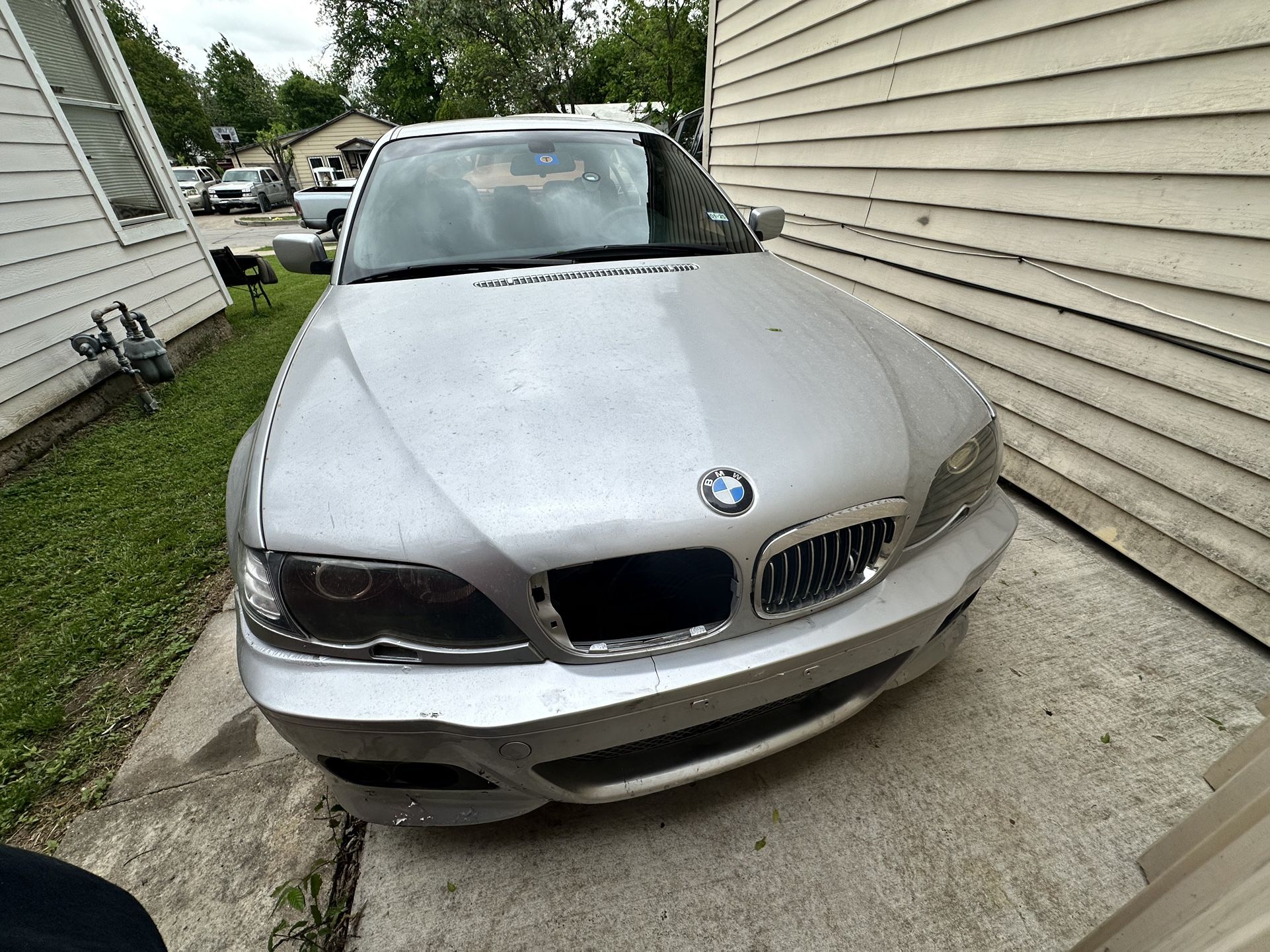 2005 BMW 330i 3 SERIES