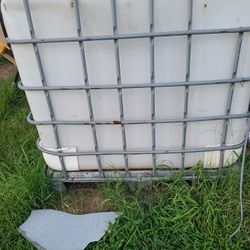 275 Gallon Water Tank