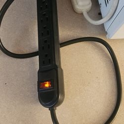 Black 6-outlet Surge Protector