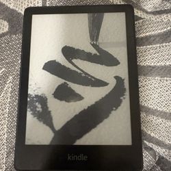 Kindle Paperwhite – Great Condition + Fast Shipping!