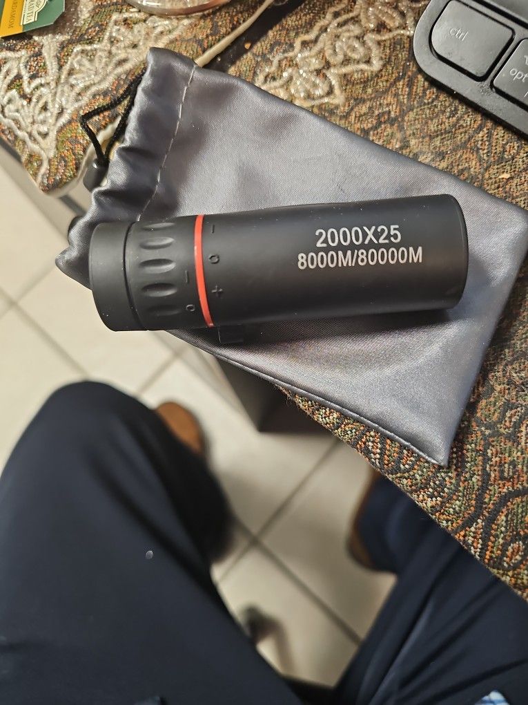 POCKET SIZE BINOCULAR