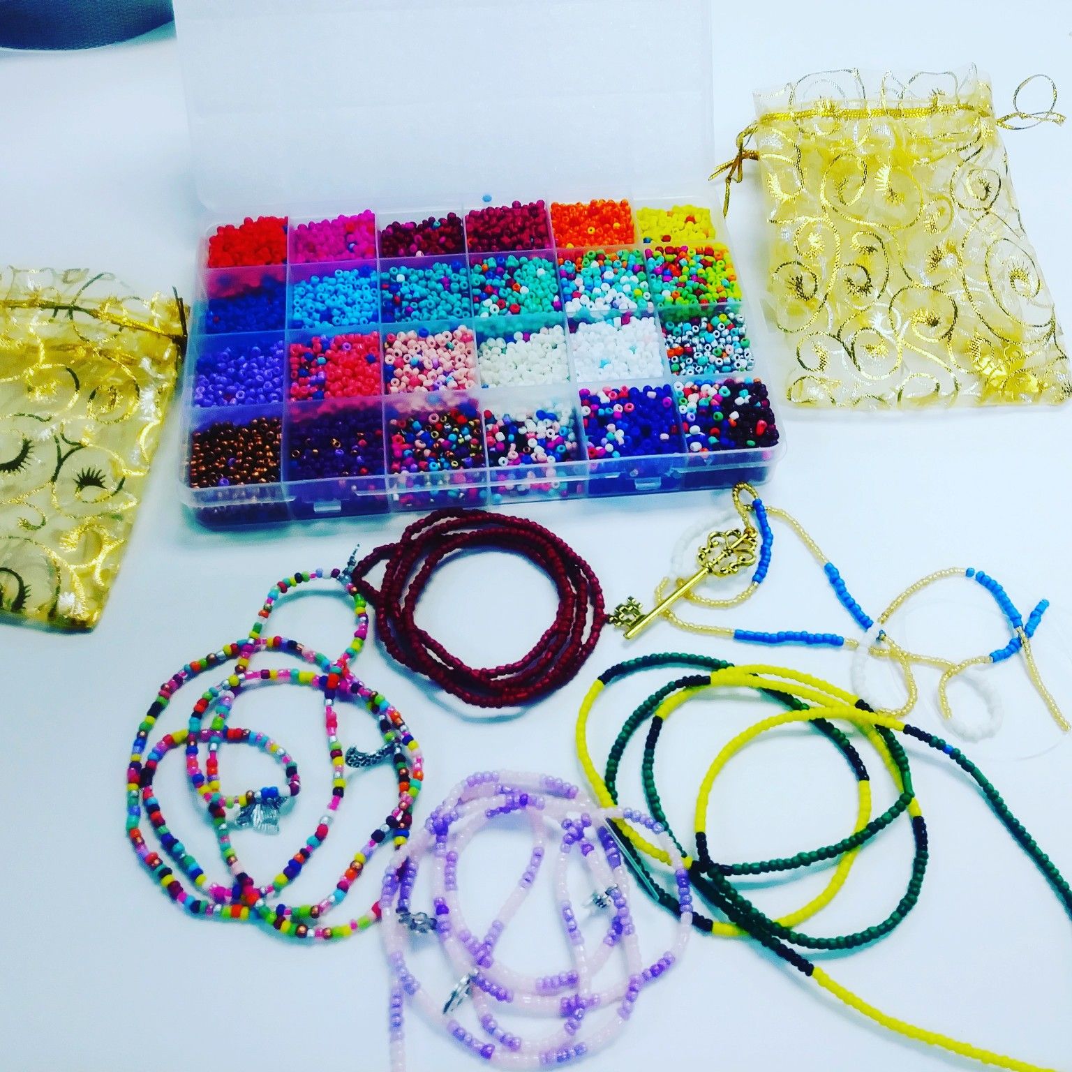 ChelieBellies 📿 Waist beads and anklets