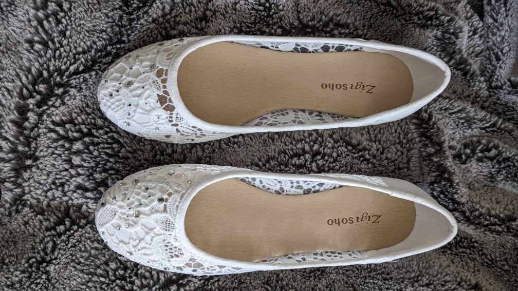 White Lace Ballet Flat Shoes