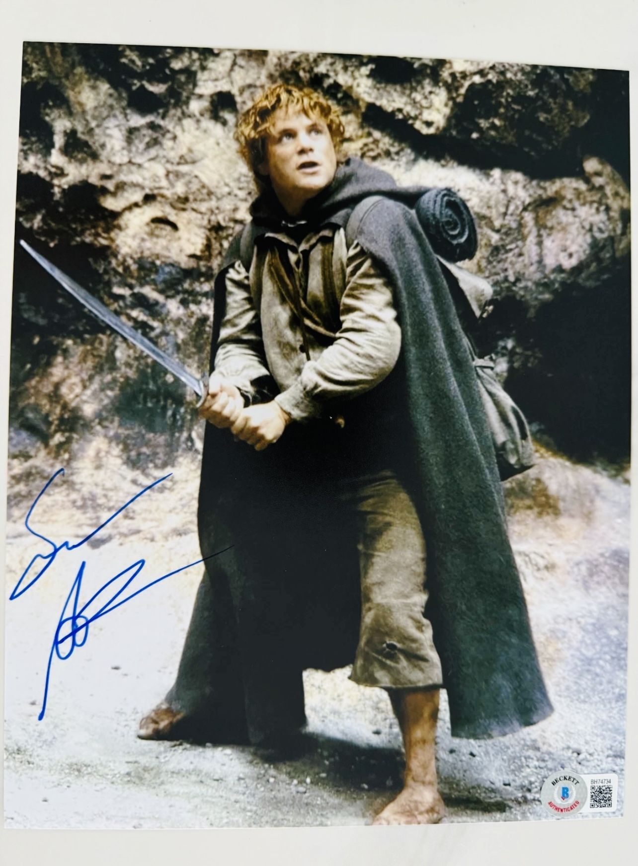 BAS COA SEAN ASTIN SIGNED 8x10 PHOTO