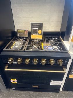 THOR Gas Range- 36 CU ( Brand New In BOX)