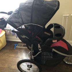 Car seat and stroller combo, very good condition!