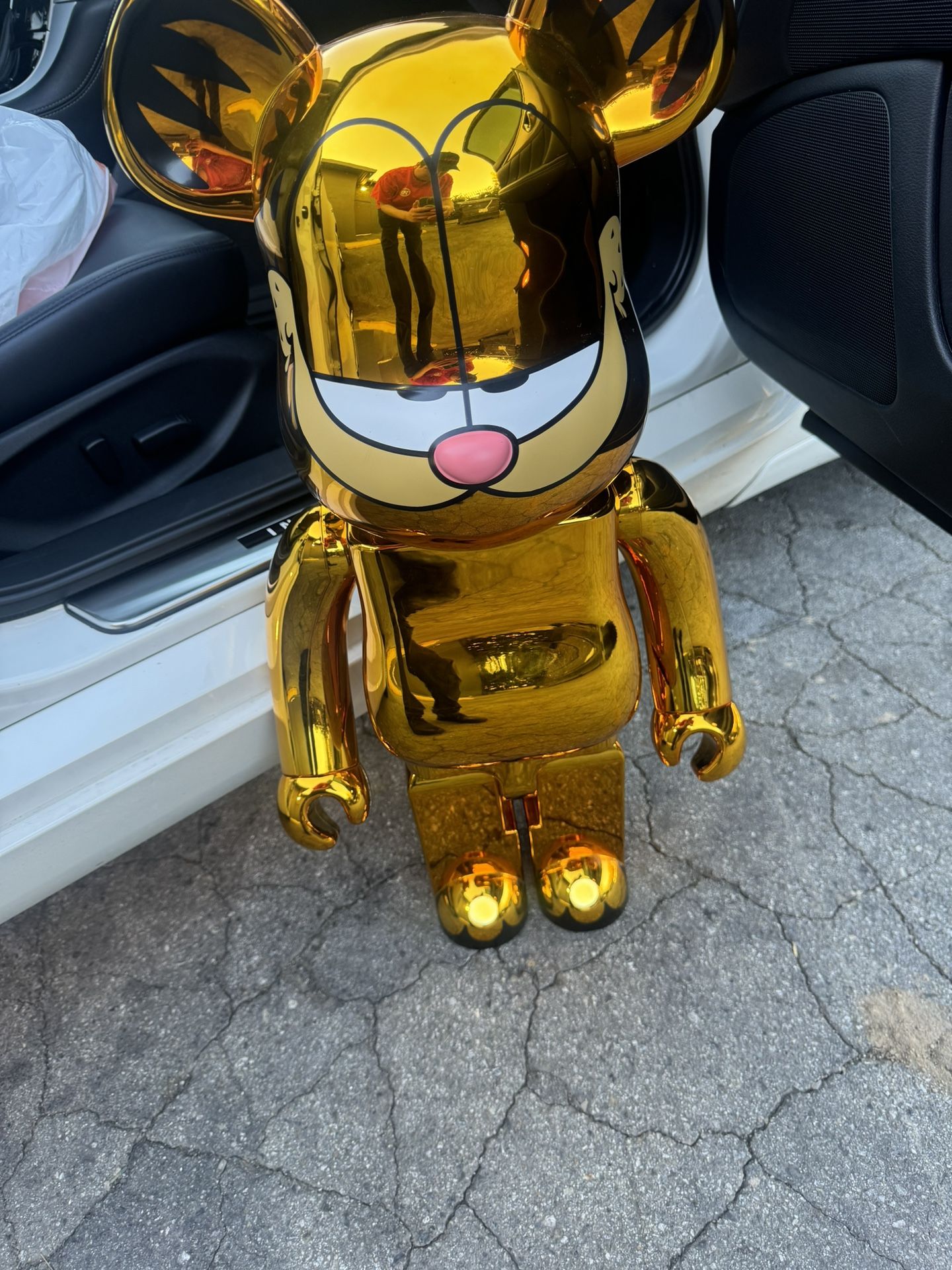 BE@RBRICK GARFIELD GOLD CHROME Ver.1000％ BE@RBRICK Garfield: Gold Chrome Ver. 1000% - Tokyo Otaku Mode (TOM)