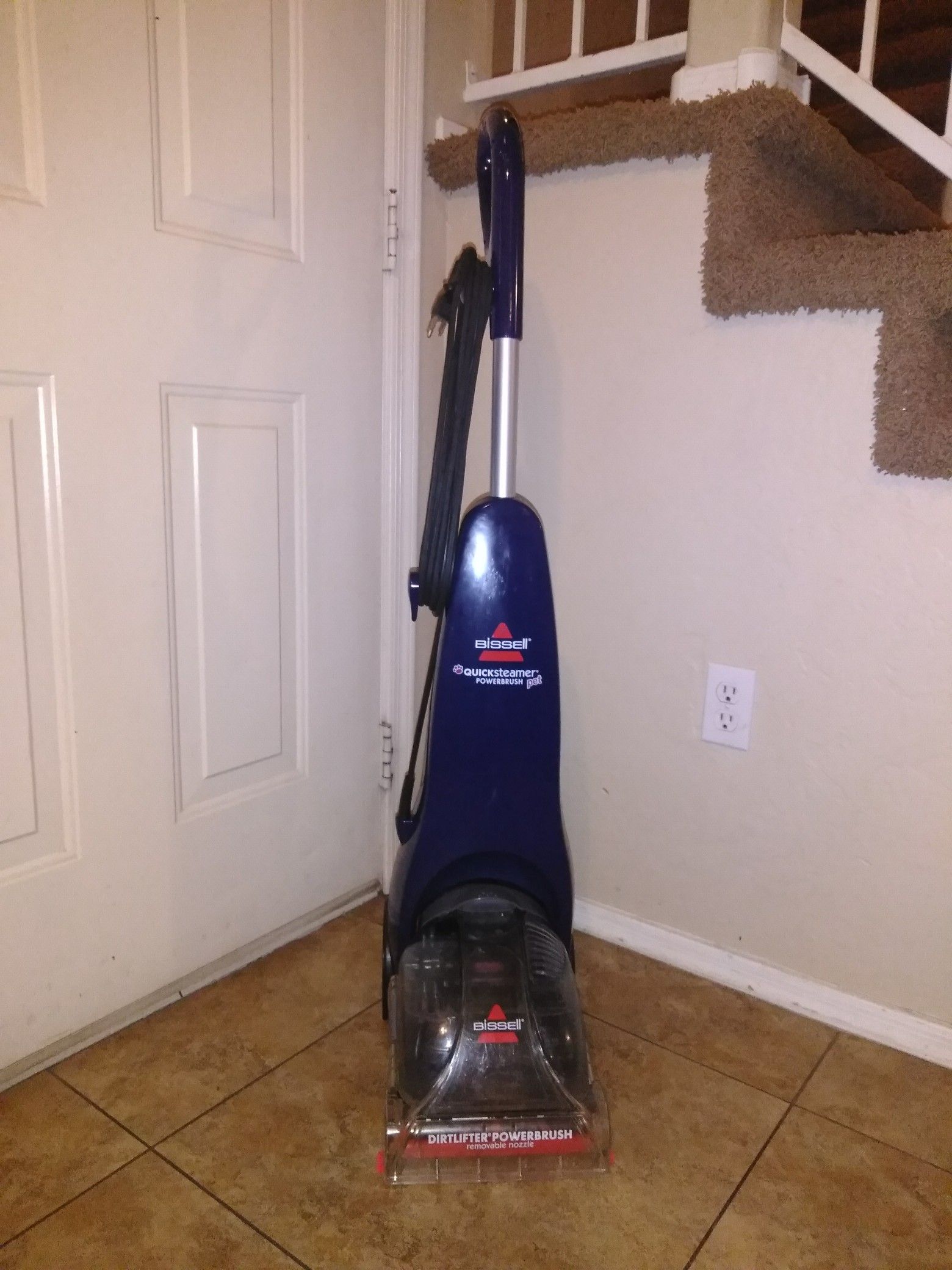 Bissell quicksteamer powerbrush Pet carpet cleaner