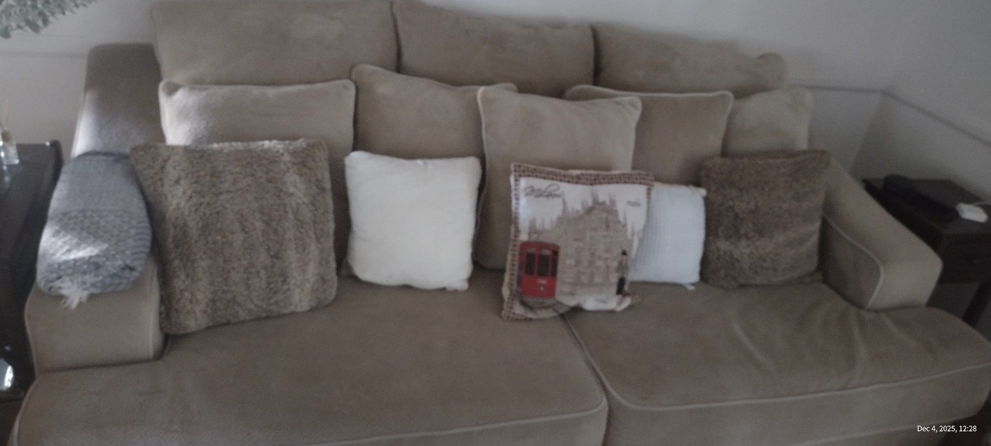 Set of 2 Large couches