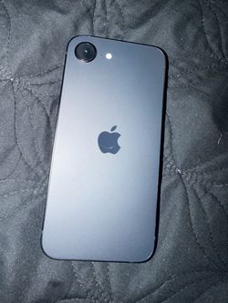 iPhone 16e