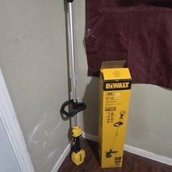 DEWWLT 20 VT MAX BRUSHLESS XR WEED EART TOOL ONLY   USED 