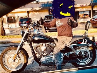 pristine condition - Harley-Davidson Dyna Super Glide less than 3k miles