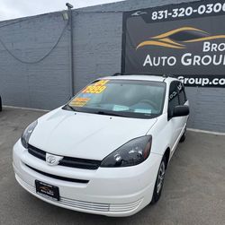 2004 Toyota Sienna