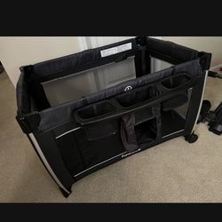 Play pen