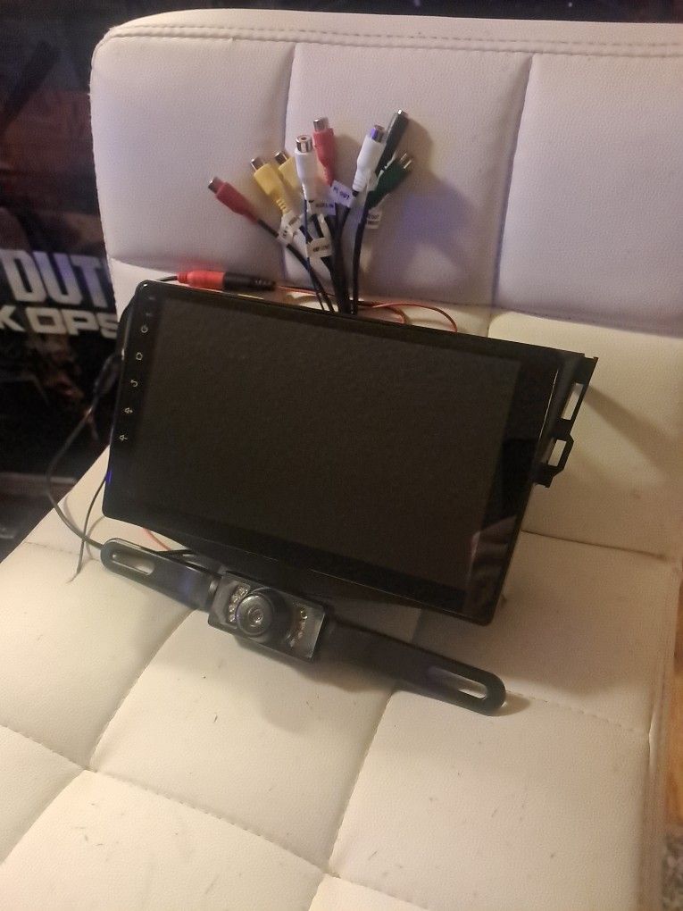 9-in LED Stereo Backup Cam
