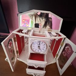 antique jewelry box
