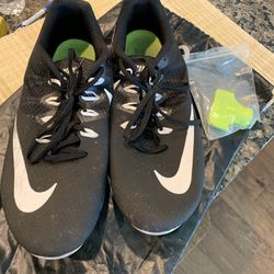 Size 13 Nike Track/Running Shoes