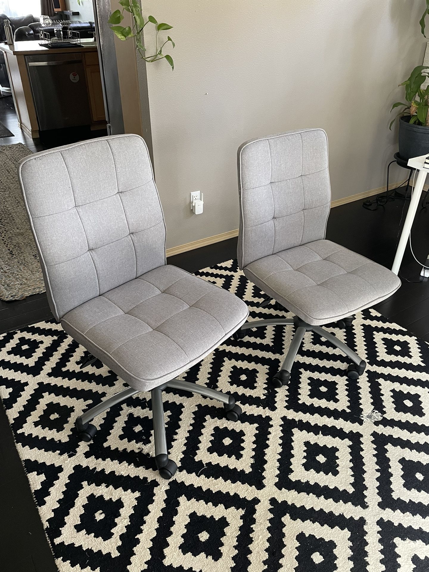 2 Adjustable Office Chairs 