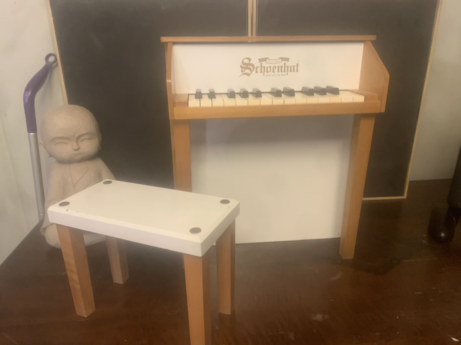 Retro Schoenhut Kids Piano