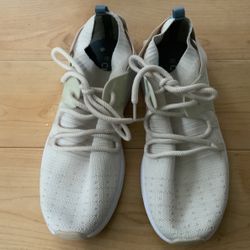 Womens Shoes
