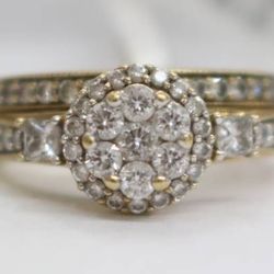 10K Yellow Gold Diamond Wedding Ring Set (Size 6 1/2)