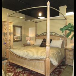 Hendredon Cali king And Armoire