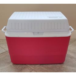 Rubbermaid 56-Qt Hardsided Ice Chest Cooler, Red