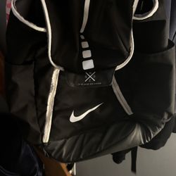 nike elite backpack 
