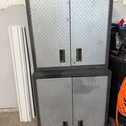 Gladiator Garage Cabinets With Tracks 