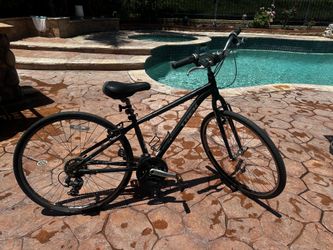Trek Hybrid Bike