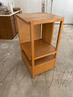 Tv stand with Wheels wood