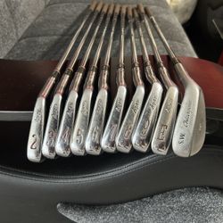 Full right handed Golf Set – Irons, Driver, Putter, Wedge + Callaway Bag – $275 OBO