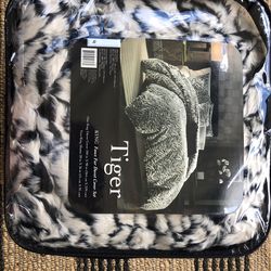 NEW!!! Comforter Set Kig Faux Fur Tiger Print