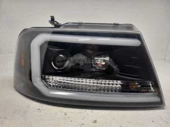 2006 Ford-F150 Driver Side Headlight