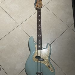 2001 Fender Precision Bass