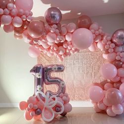 Balloon Bouquet 💐 Organic Arch 