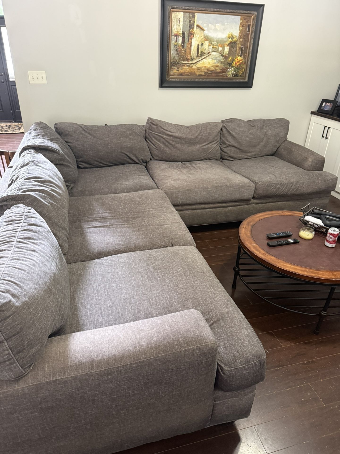 Sectional/Couch