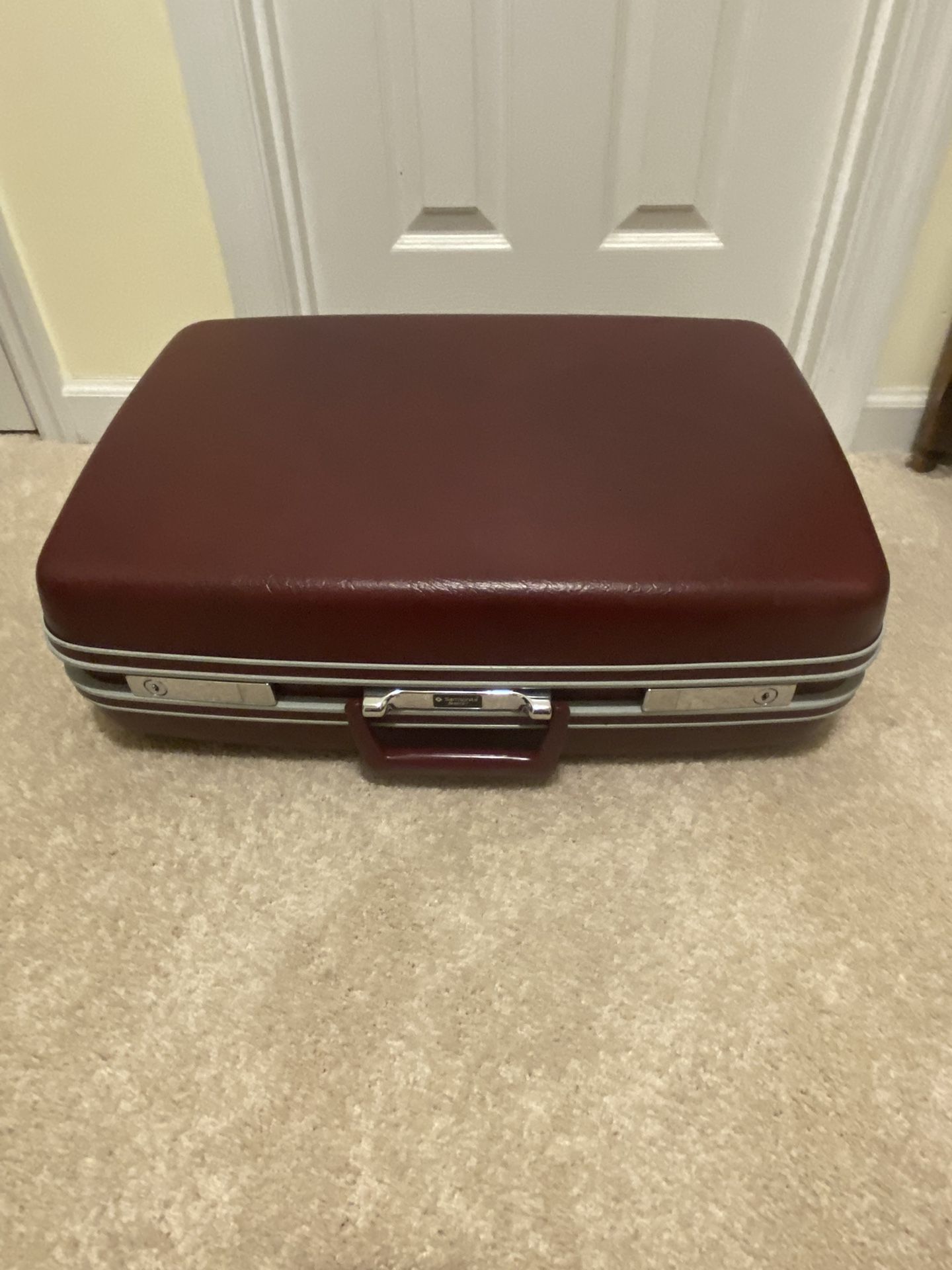 Samsonite Vintage Suit Case