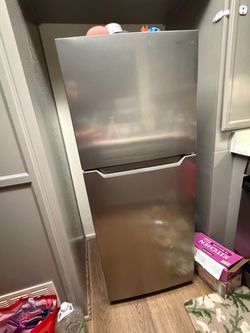 Refrigerator for Sale!