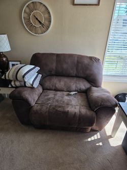Free over sized recliner