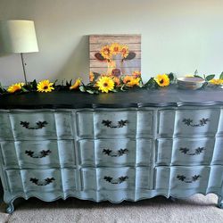 Stunning Refinished Dixie Solid Wood Dresser 