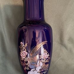 Stunning Japanese Cobalt Blue Hand Painted Vase. 