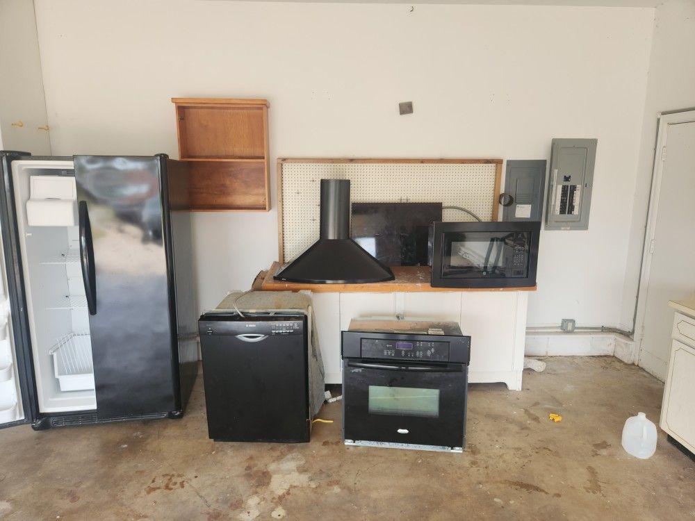APPLIANCE PACKAGE